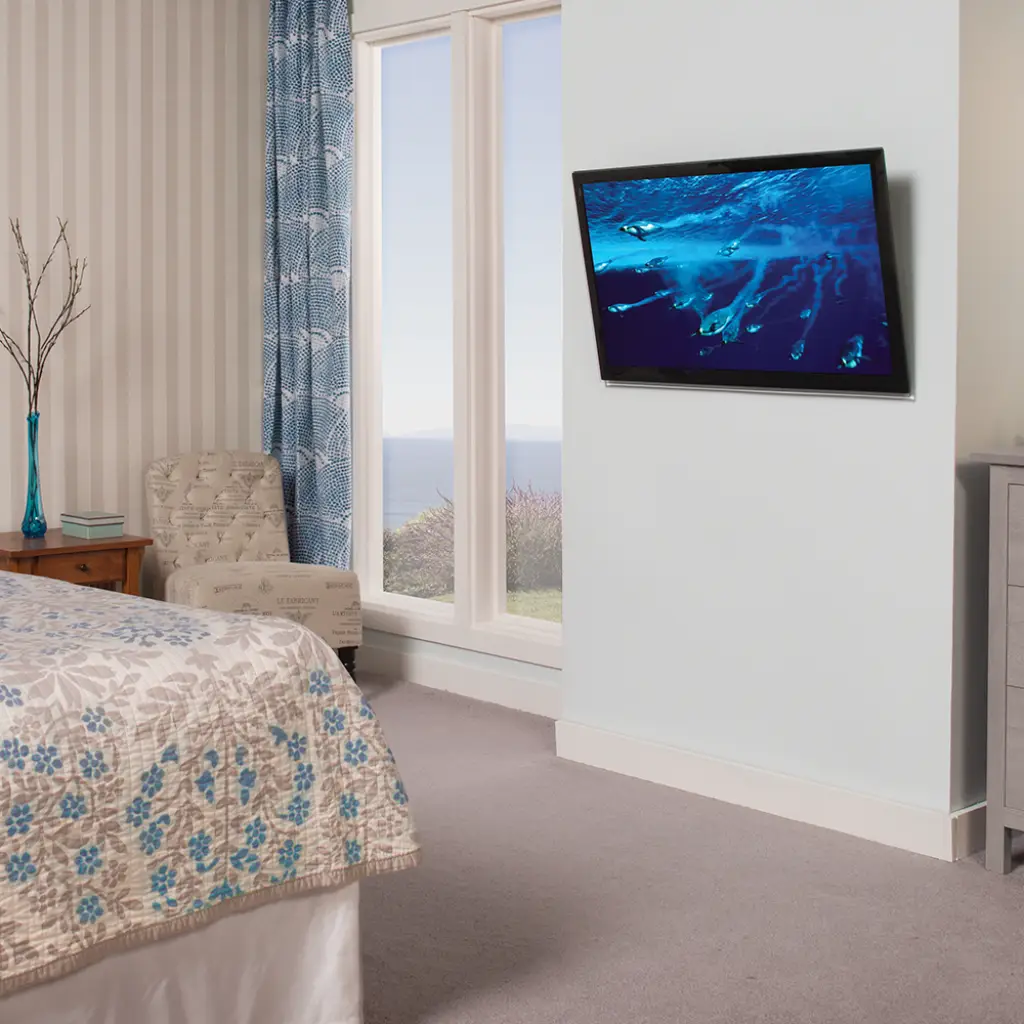 tv mounted on wall in boulder colorado